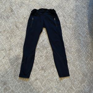 Lulu lemon black leggings with zippered pockets